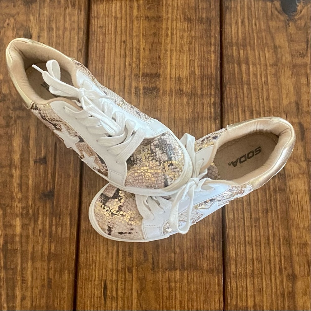 Soda sneakers, snake print w/gold, Size: 7.5